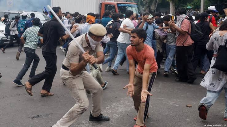 Police, Shah, NOT ABOVE THE LAW